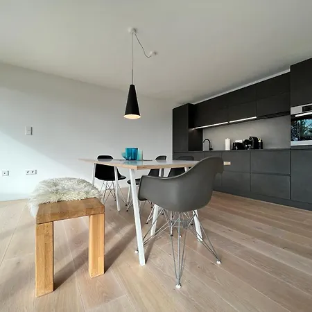 Seenahe Design-ferienwohnung Loft Azur *