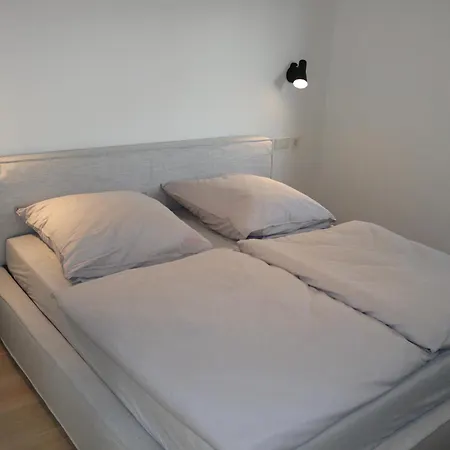 Seenahe Design-ferienwohnung Loft Azur * Uberlingen