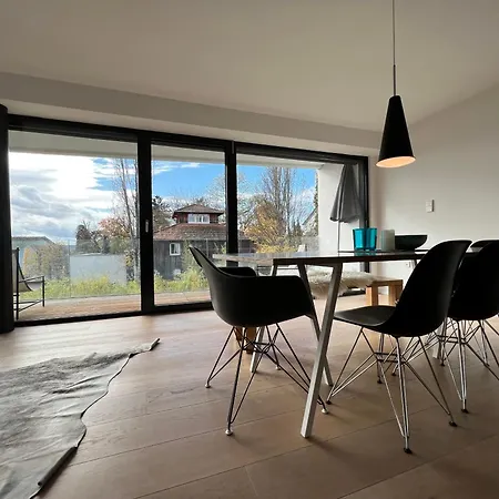 Seenahe Design-ferienwohnung Loft Azur Uberlingen